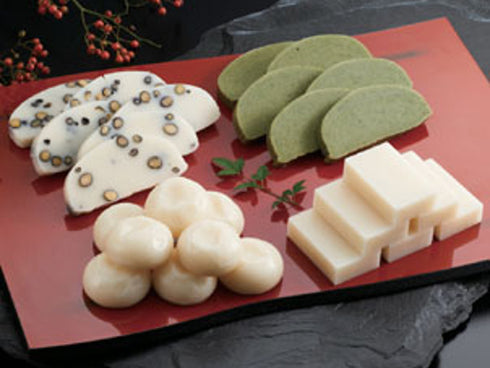 A90 銘水黄金杵つき餅 新潟県